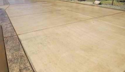 a picture of a freshly poured and stained concrete driveway in Modesto