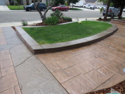 a picture of flagstone pavers in stanislaus county
